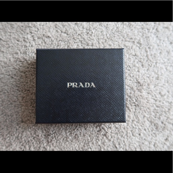 Prada gift bag and box - Picture 5 of 8
